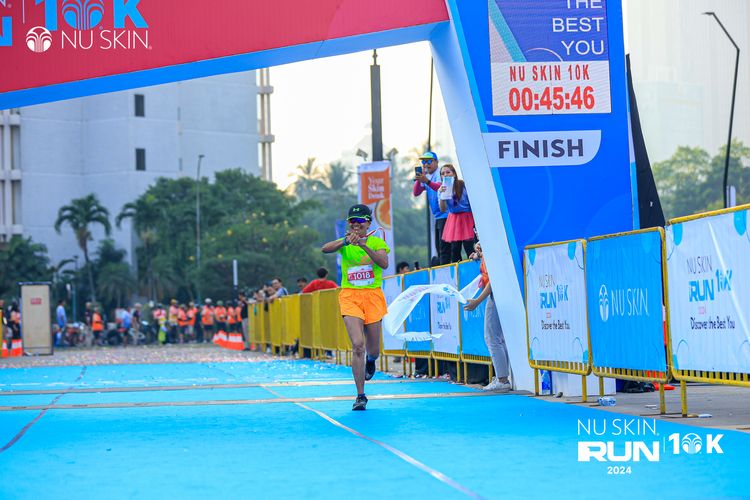 Race photo from Nu Skin Run 10K