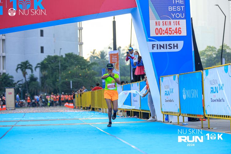 Race photo from Nu Skin Run 10K