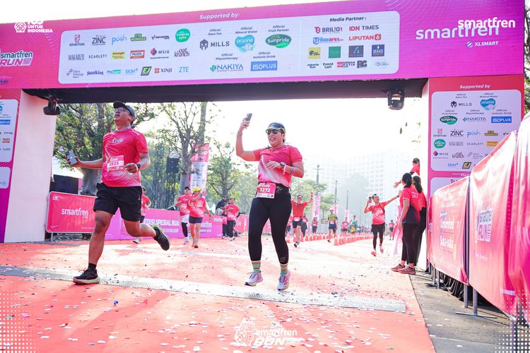 Race photo from Smartfren Run 2025 