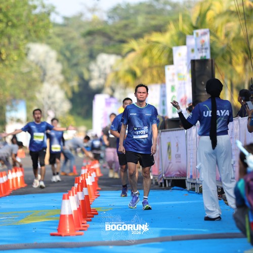 Race photo from BOGORUN 2026