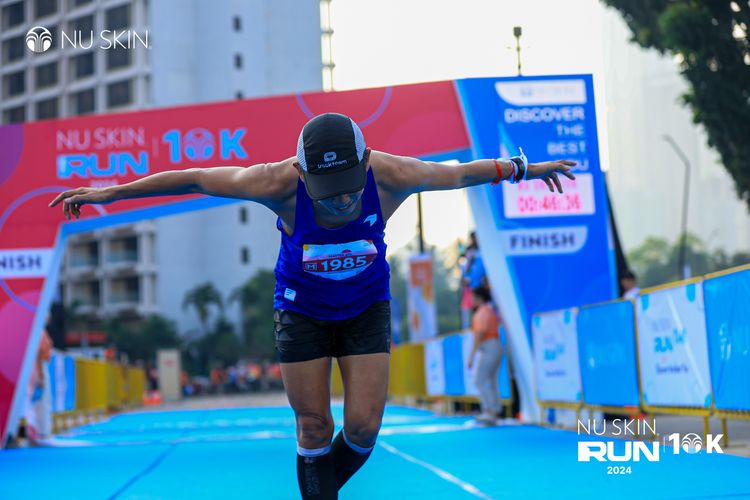 Race photo from Nu Skin Run 10K
