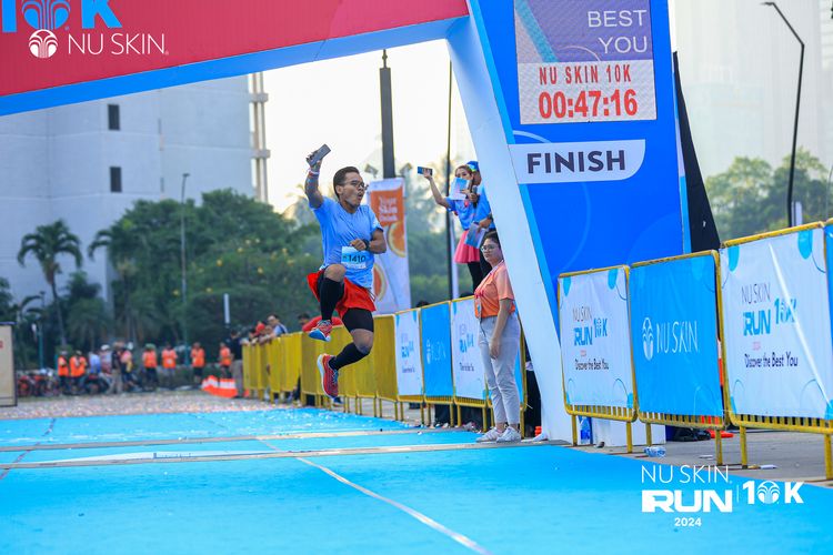 Race photo from Nu Skin Run 10K