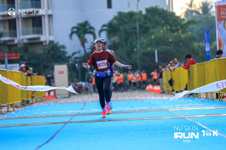 Race photo from Nu Skin Run 10K