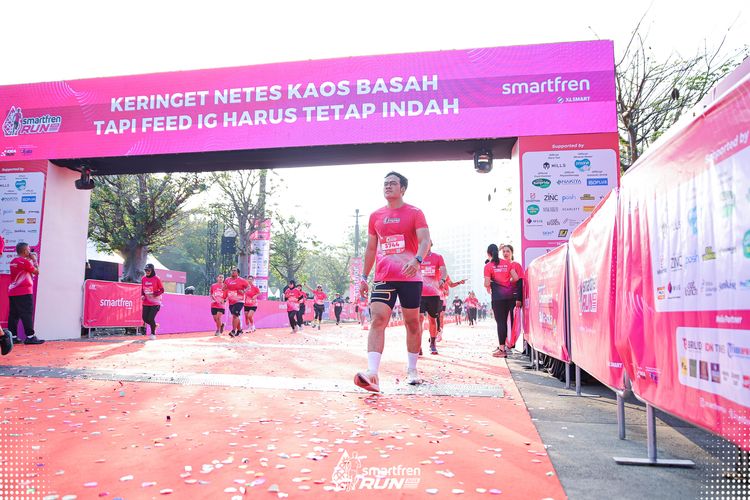 Race photo from Smartfren Run 2025 