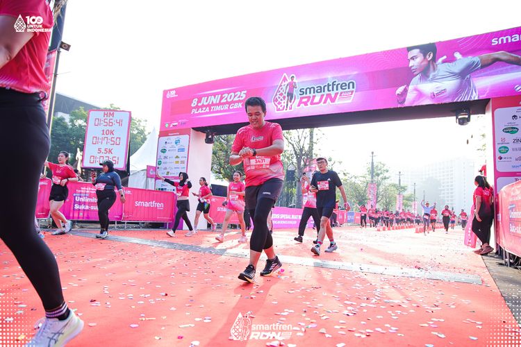Race photo from Smartfren Run 2025 