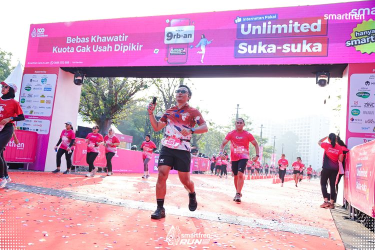 Race photo from Smartfren Run 2025 