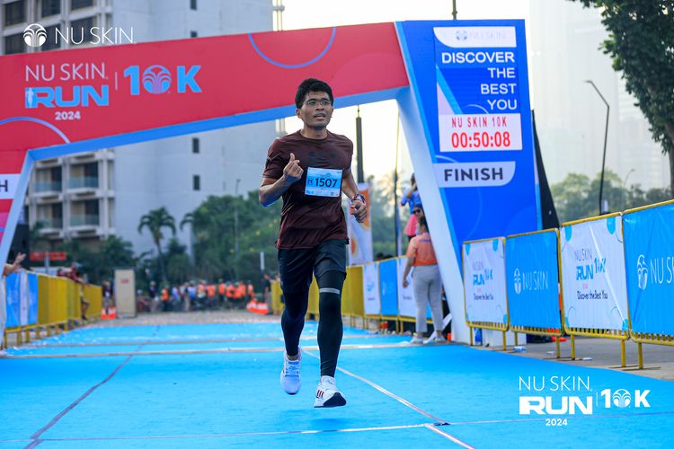Race photo from Nu Skin Run 10K