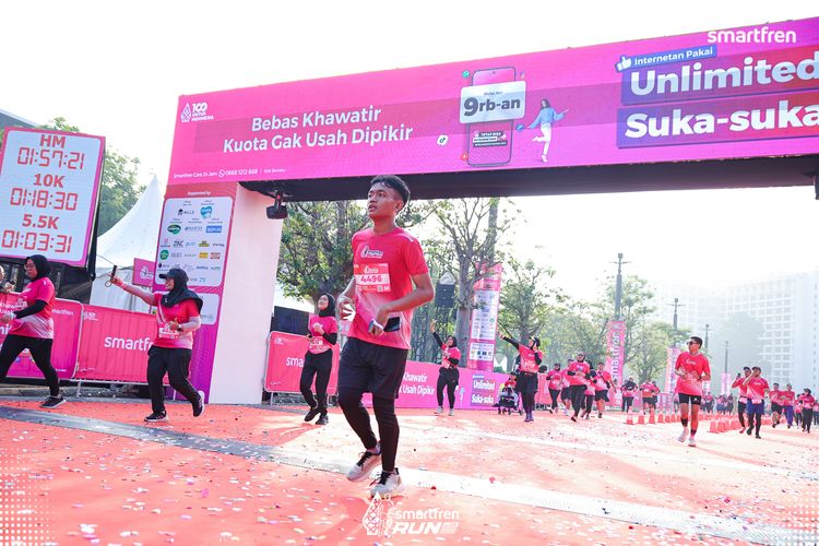 Race photo from Smartfren Run 2025 