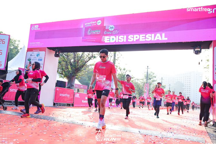 Race photo from Smartfren Run 2025 