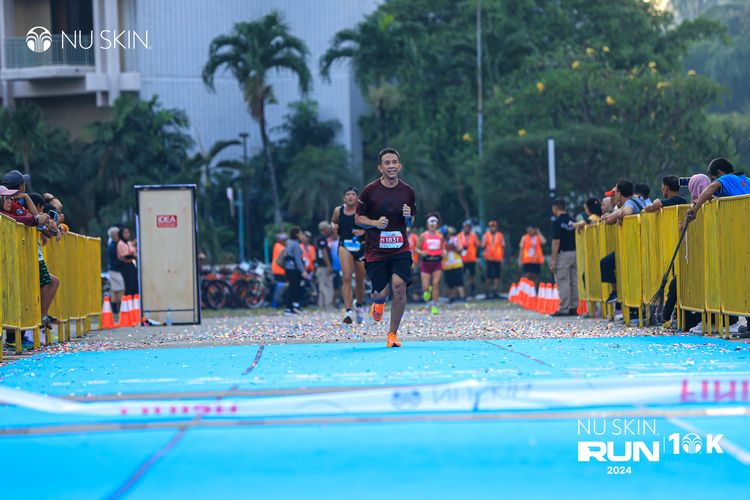 Race photo from Nu Skin Run 10K