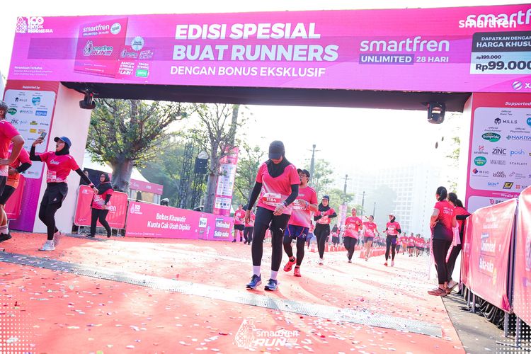 Race photo from Smartfren Run 2025 
