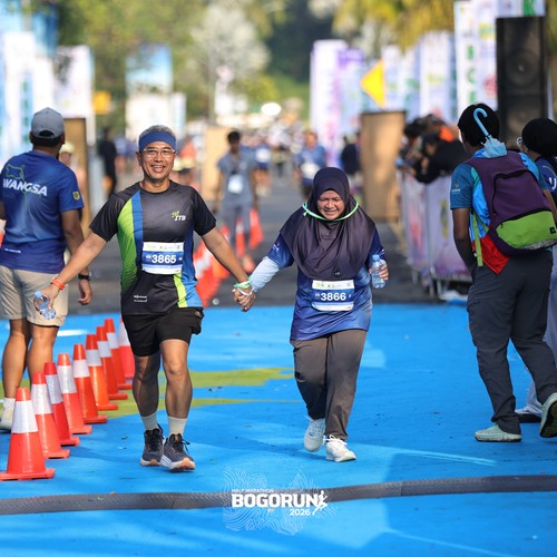 Race photo from BOGORUN 2026