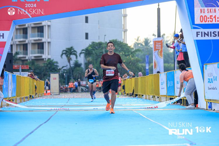 Race photo from Nu Skin Run 10K