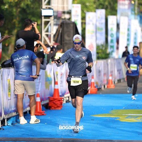 Race photo from BOGORUN 2026