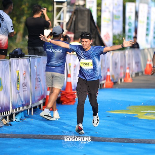Race photo from BOGORUN 2026