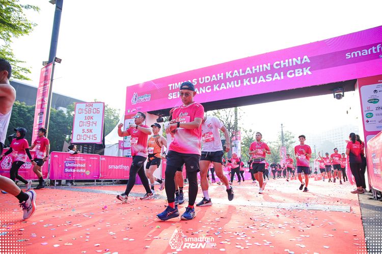 Race photo from Smartfren Run 2025 