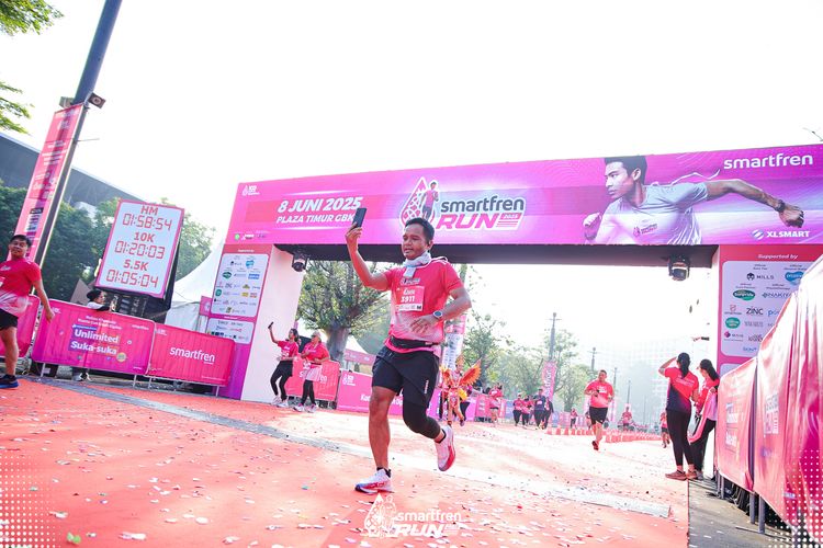 Race photo from Smartfren Run 2025 