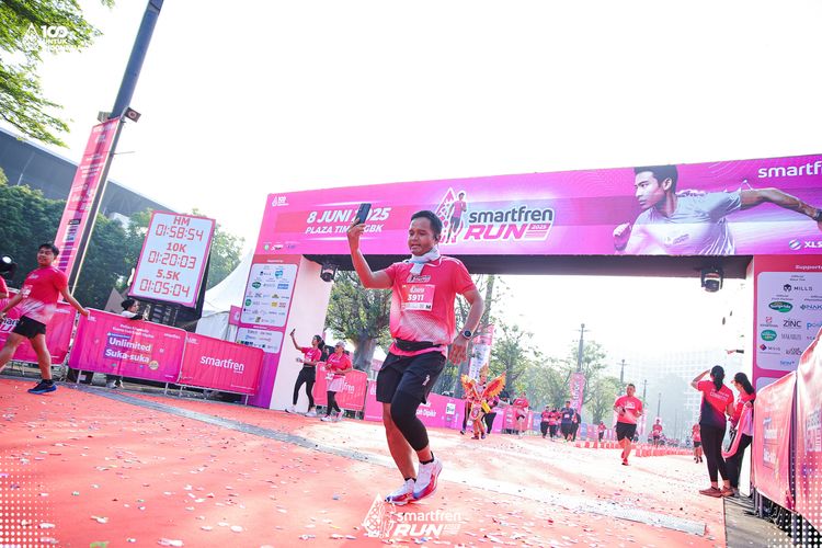 Race photo from Smartfren Run 2025 