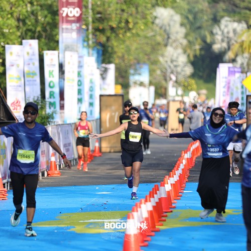 Race photo from BOGORUN 2026