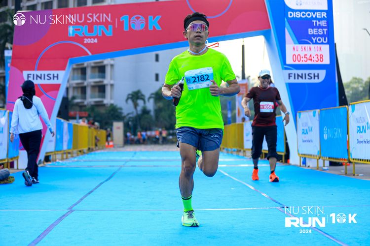 Race photo from Nu Skin Run 10K