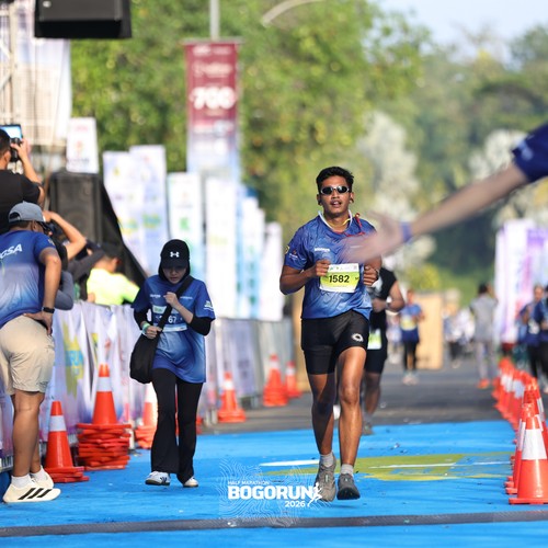 Race photo from BOGORUN 2026