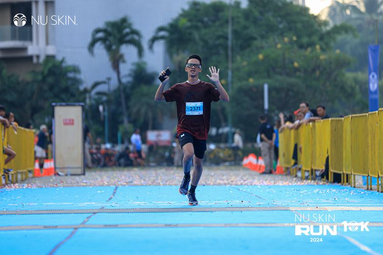 Race photo from Nu Skin Run 10K