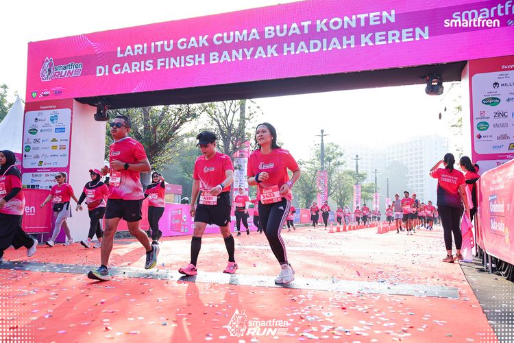 Race photo from Smartfren Run 2025 