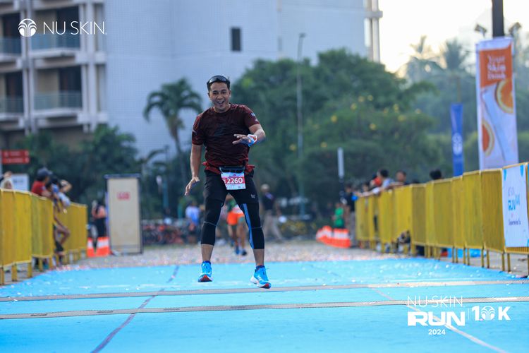 Race photo from Nu Skin Run 10K