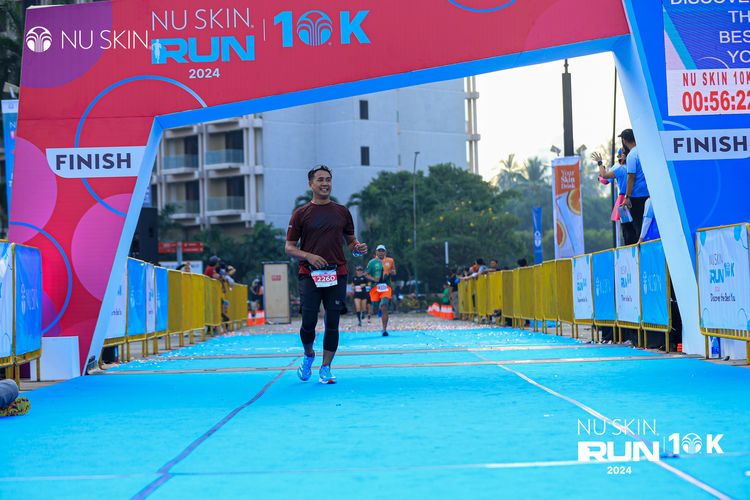 Race photo from Nu Skin Run 10K