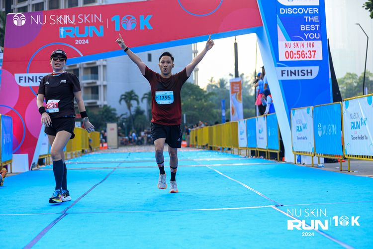 Race photo from Nu Skin Run 10K