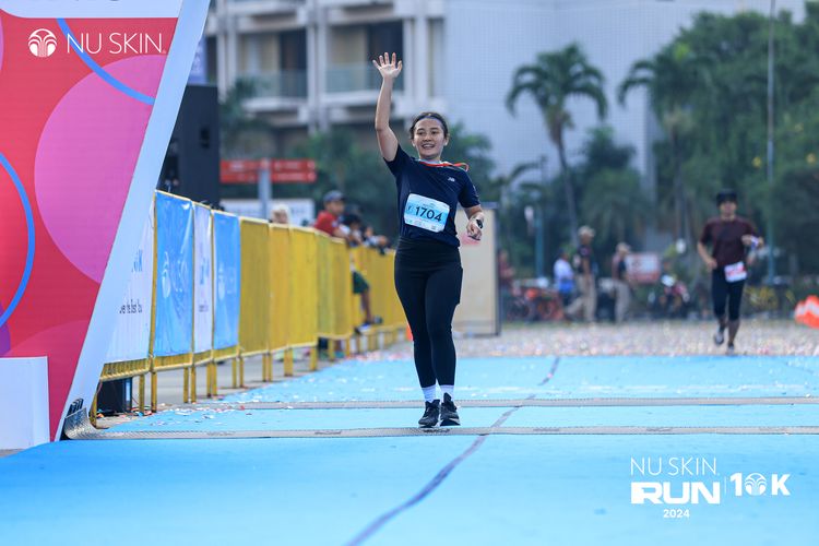 Race photo from Nu Skin Run 10K