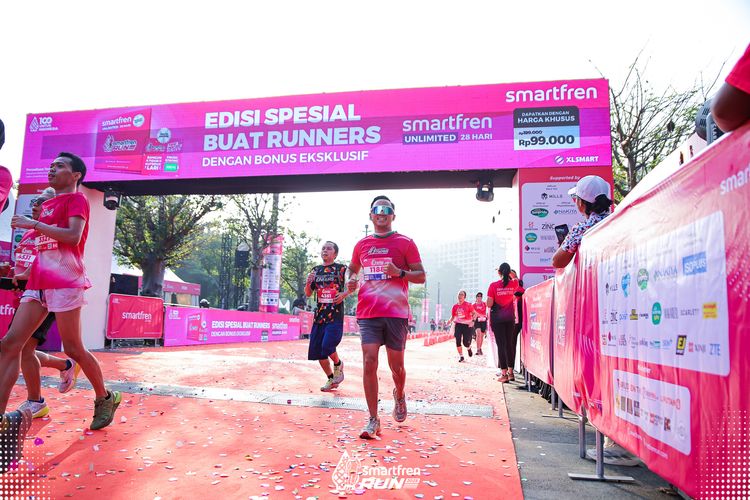 Race photo from Smartfren Run 2025 