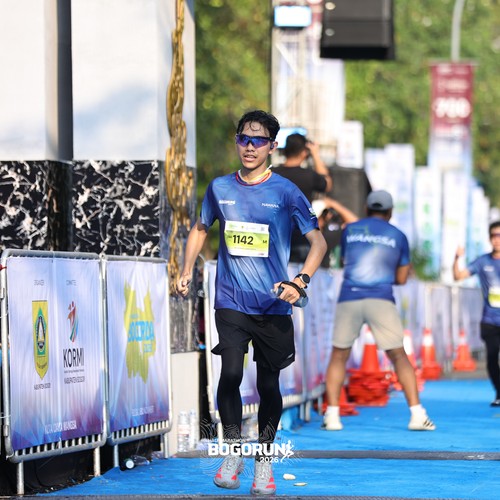 Race photo from BOGORUN 2026