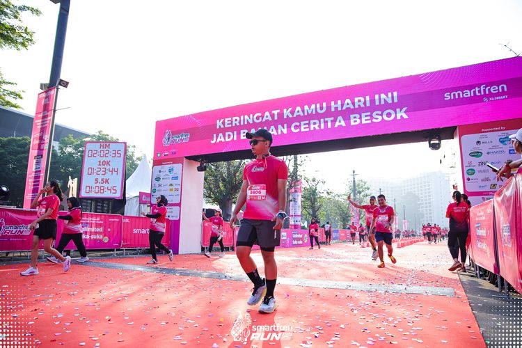 Race photo from Smartfren Run 2025 