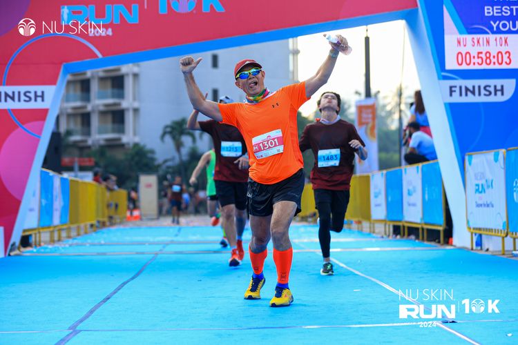 Race photo from Nu Skin Run 10K