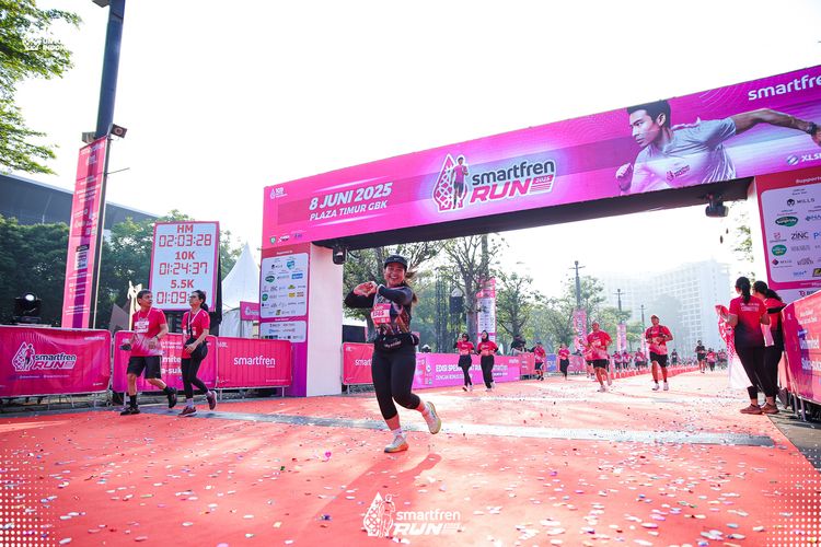 Race photo from Smartfren Run 2025 