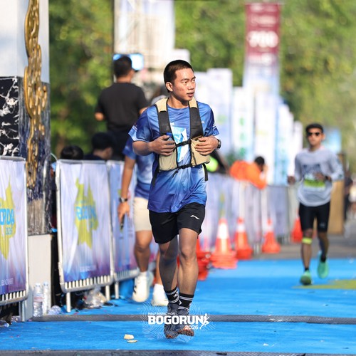 Race photo from BOGORUN 2026