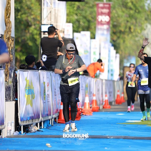 Race photo from BOGORUN 2026