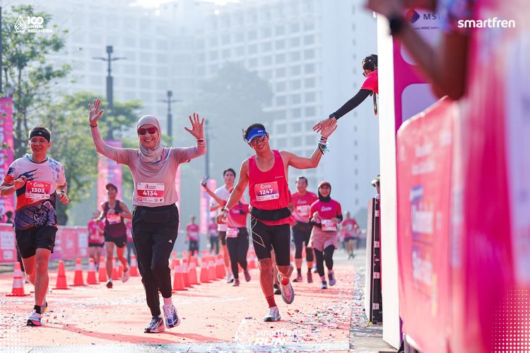 Race photo from Smartfren Run 2025 