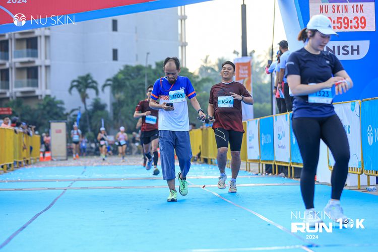 Race photo from Nu Skin Run 10K
