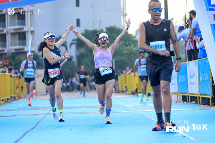 Race photo from Nu Skin Run 10K