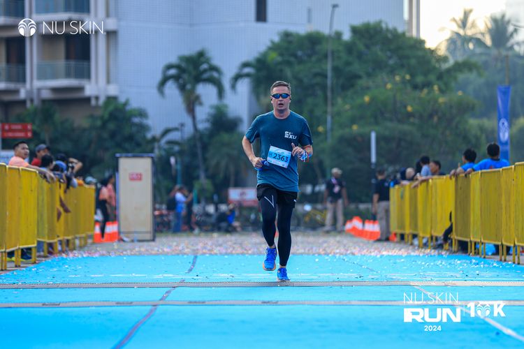 Race photo from Nu Skin Run 10K