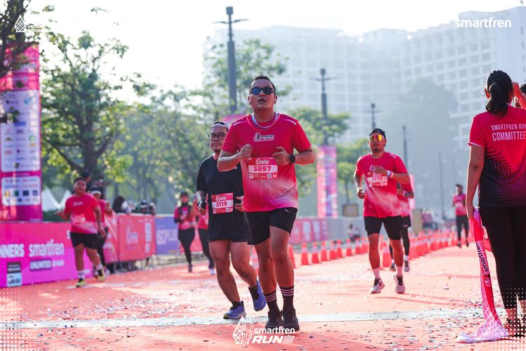 Race photo from Smartfren Run 2025 