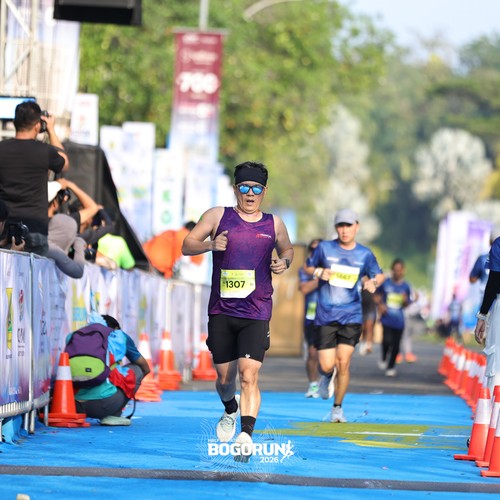 Race photo from BOGORUN 2026
