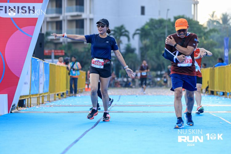 Race photo from Nu Skin Run 10K