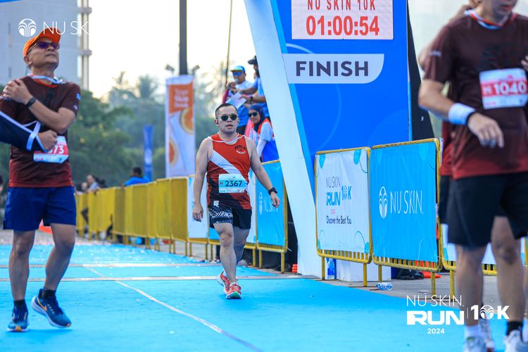 Race photo from Nu Skin Run 10K