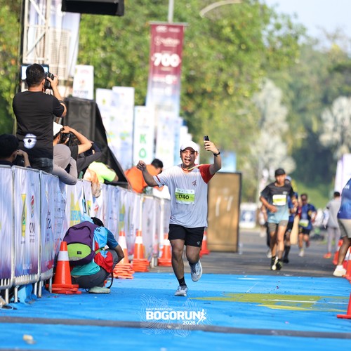 Race photo from BOGORUN 2026