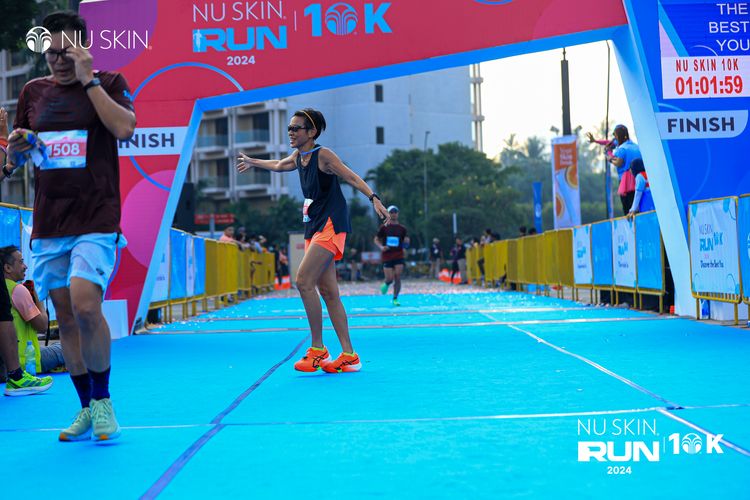 Race photo from Nu Skin Run 10K