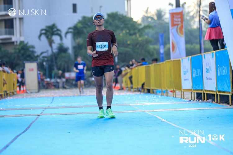 Race photo from Nu Skin Run 10K