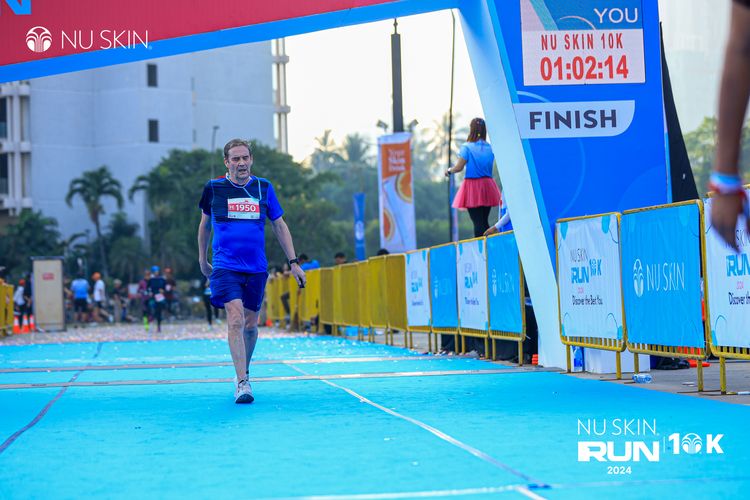 Race photo from Nu Skin Run 10K